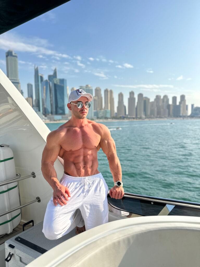 Marius Florentin - Bodybuilder Profesionist | Antrenor & Influencer in Fitness