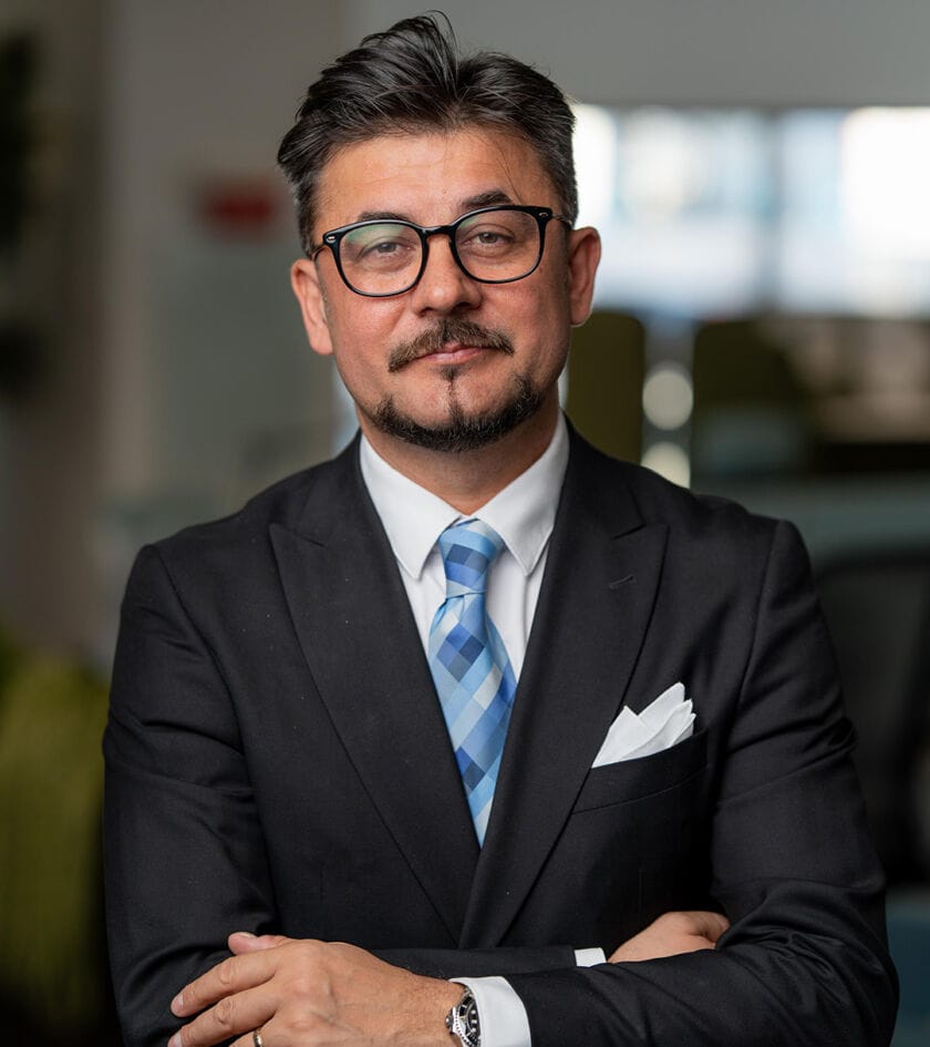 CRISTIAN ONEŢIU