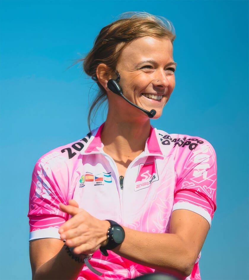 MARTINA OLIVA BRAVENÁ